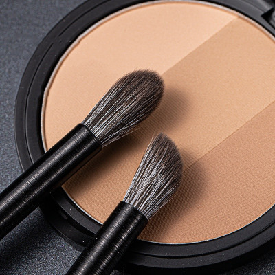 Cọ Trang Điểm Make up Tạo Khối Sợi Len Mềm Mại Tiện Dụng 2024 chuyên dùng tạo đường nét như sóng mũi, hốc gò má 