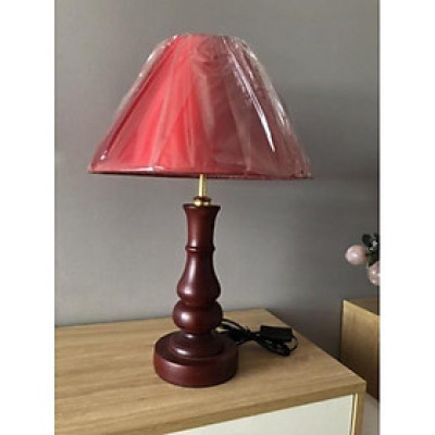 Đèn ngủ để bàn gỗ tiện tinh xảo, chao vải đỏ thời thượng Khôi Nguyễn - B 065  DT