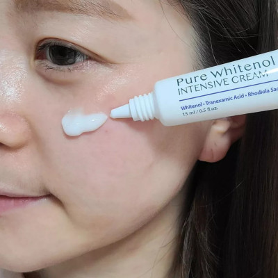 Combo mờ nám chuyên sâu SKINMD DAY & NIGHT BRIGHTENING CREAM 50g và SKINMD PURE WHITENOL INTENSIVE CREAM 15g giúp dưỡng trắng da, mờ đốm sắc tố