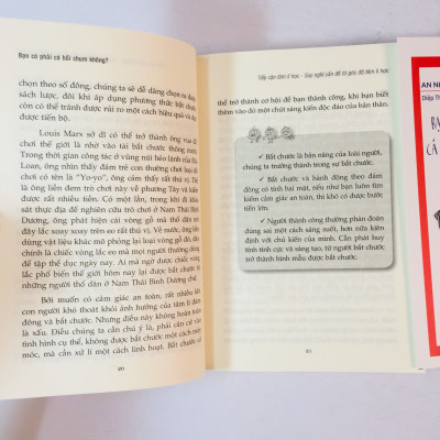 Combo 2 cuốn: Khi Bạn Đang Mơ Thì Người Khác Đang Nỗ Lực + Bạn Có Phải Là Cá Hồi Chum Không? - 10 Phút Tâm Lí Học Mỗi Ngày Cho Cuộc Sống Tốt Đẹp Hơn