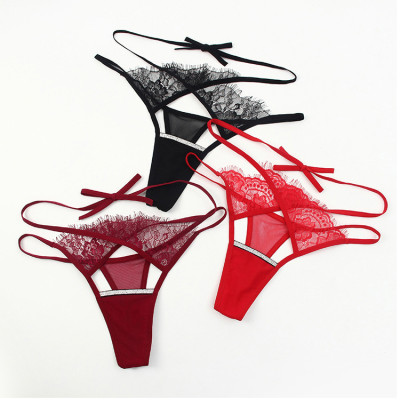 Quần lót ren lọt khe buộc dây đan chéo