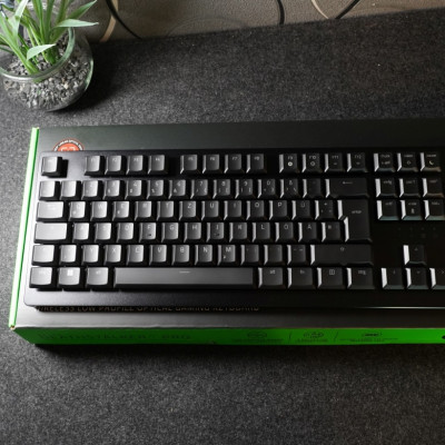 Bàn phím Razer DeathStalker V2 Pro/DeathStalker V2 Pro Tenkeyless - Mới, hàng chính hãng