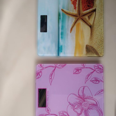 Cân Sức Khỏe Điện Tử ABG Khả Năng Cân 180 Kg, Mặt Cân Kính Cường Lực 28x28Cm Có Hoạ Tiết Lịch Sự Đẹp Mắt· - Hàng Chính Hãng