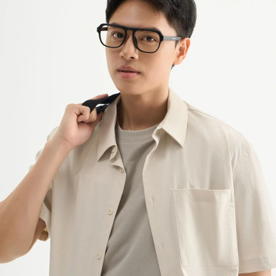 Áo sơ mi tay ngắn nam vải dù nhãn trang trí. Loose - RT 10F24SHS010 | ROUTINE CÀ MAU