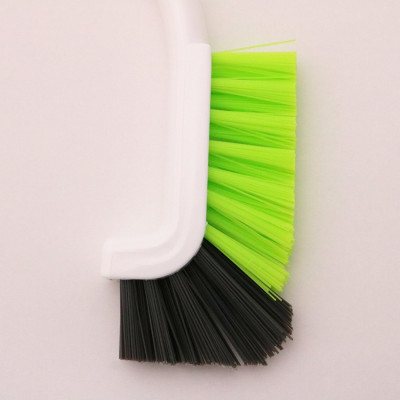 Bàn chải chà góc Kokubo, thiết kế chữ L giúp dễ dàng cọ rửa góc phòng, những chỗ mà bàn chải thường không thể cọ sạch - nội địa Nhật Bản 