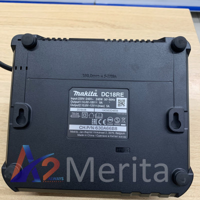 Sạc nhanh 2 cổng Makita (1 cổng 18V, 1 cổng 12V)