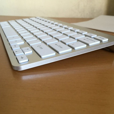 Bộ Bàn Phím Và Chuột Không Dây Siêu Mỏng