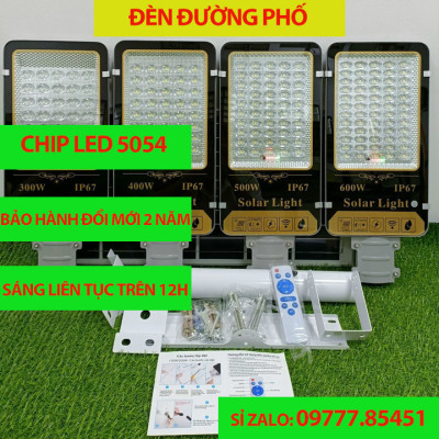 Đèn đường 300w IP67 năng lượng mặt trời