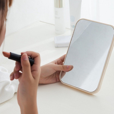 Gương Trang Điểm Gấp Gọn Hình Chữ Nhật Rõ Nét Gọn Nhẹ (14x20cm) Kiểu Dáng Sang Trọng, Đẹp Mắt Trang Trí Cho Góc Bàn Trang Điểm Thêm Phong Cách