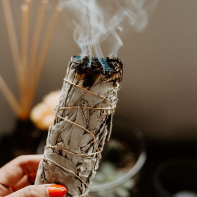 Combo 1 bó lá thánh yerba santa và 1 thanh palo santo tiêu chuẩn 5-6gr Combo08