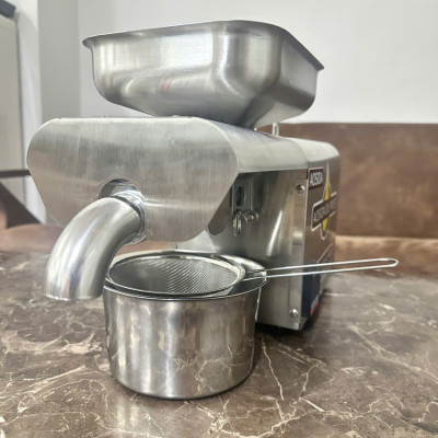 Máy Ép Dầu Thực Vật Gia Đình AOSIDA Mã A250 Thương hiệu Anh Quốc cao cấp, Công Suất Tới 1200W - Bảo hành 12 Tháng (Hàng Nhập Khẩu)