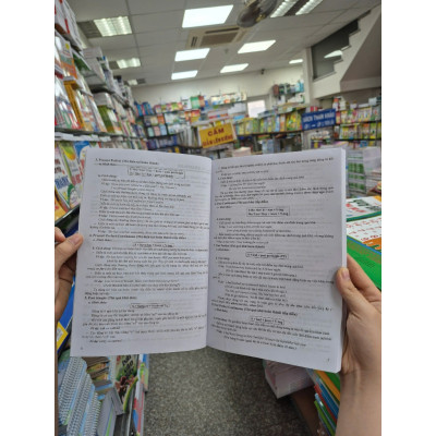 Sách - luyện thi cấp tốc môn tiếng anh (dùng chung các bộ sgk hiện hành)