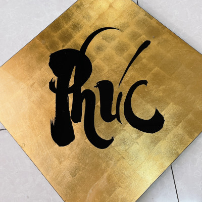 Tranh sơn mài chữ Phúc dát vàng size 50x50 cm