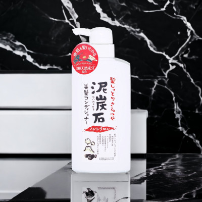 Dầu Xả Phục Hồi Tóc Chiết Xuất Than Tre Và Bùn Núi Lửa Pelican Deitanseki Hair Conditioner (Chai 500 mL)