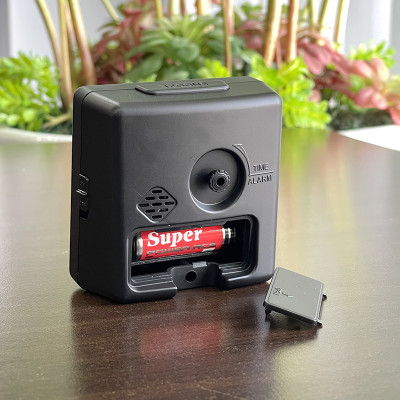 Đồng hồ Báo thức Rhythm CRE310NR02 – KT: 8.0 x 8.2 x 4.2cm. Vỏ nhựa. Dùng Pin.