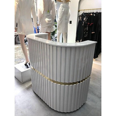 Quầy thu nhân ngang 1m trắng chỉ vàng