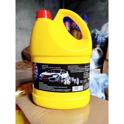 Xịt dưởng đen bóng lốp ô tô, xe máy can 4.5 lít