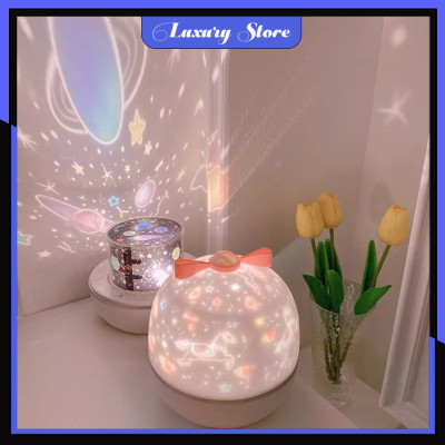 Đèn Ngủ Chiếu Ngàn Sao 6 phong cách kiêm đèn ngủ xoay tự động, nhiều màu sắc tuyệt đẹp - Hàng chính hãng