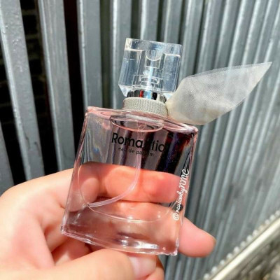 Sản phẩm dụng cụ làm đẹp  cho bạn gái - Combo  3 chai nước hoa thủy tinh nữ cao cấp 25ml / 1 , hộp đựng sang trọng ,lịch sự  có thể dùng làm quà tặng 