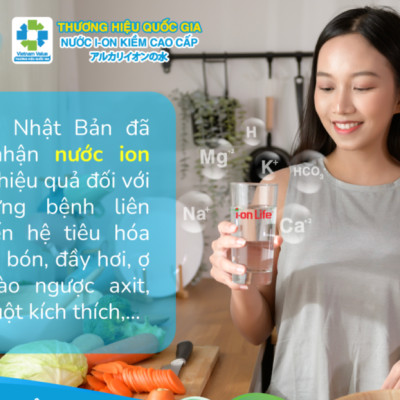 Nước uống kiềm ionLife dung tích 330ml thùng 24 chai chứa vi khoáng tự nhiên, công nghệ Nhật Bản