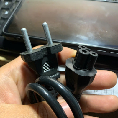 Dây nguồn adapter laptop cắm vào sạc latop chiều dài 1.5m - Hàng nhập khẩu