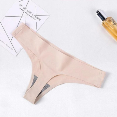 quần lọt khe 009