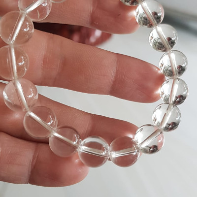 Vòng tay phong thủy may mắn đá thạch anh trắng tự nhiên rẻ đẹp Size vòng 10mm hay 10li chuẩn hợp Nữ mệnh kim mệnh Thủy Đá thạch anh trắng tự nhiên đeo tốt sức khỏe, tim mạch, may mắn thuận lợi công việc cuộc sống ạ