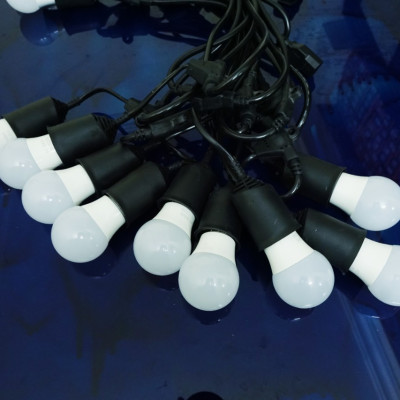 Dây đèn ngoài trời đui chuông chống nước loại chuẩn dùng cho trang trí nhà cửa, sân vườn, quán cafe...