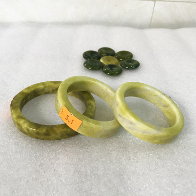 Vòng tay đá cẩm thạch tự nhiên bản vuông nhiều size cho người mệnh Thủy và Kim VONGVUONG5.1CM