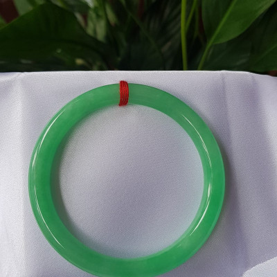 Vòng cẩm thạch Mới Lý T 54mm x 7,2mm Vòng màu xanh nhẹ nhàng bóng đẹp nữ mệnh Mộc mệnh Hỏa mệnh Thủy ạ Nữ 53kg - 60kg đeo đẹp