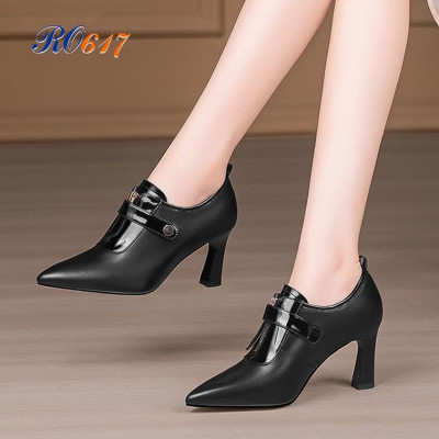 Giày boot bốt nữ cổ thấp 7 phân hàng hiệu rosata hai màu đen trắng cao cấp ro617