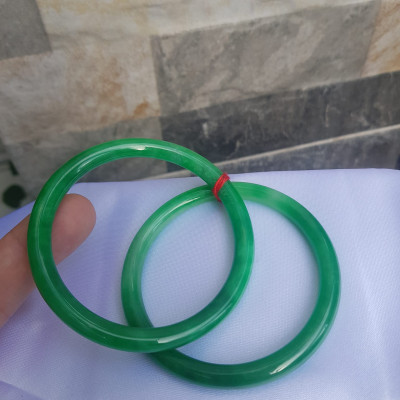 Cặp Vòng tròn 51mm x 6mm Màu xanh ngọc đậm bóng đẹp ạ Nữ mệnh Mộc Hỏa Thủy 50kg - 56kg ạ