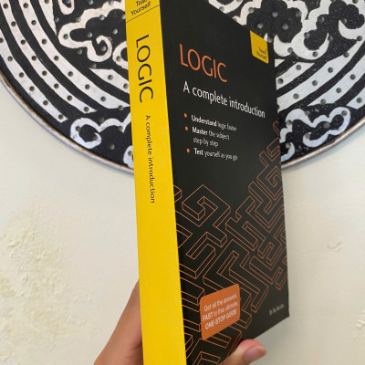 Sách - Logic: A Complete Introduction by Siu-Fan Lee | English Science Book - Sách ngoại văn