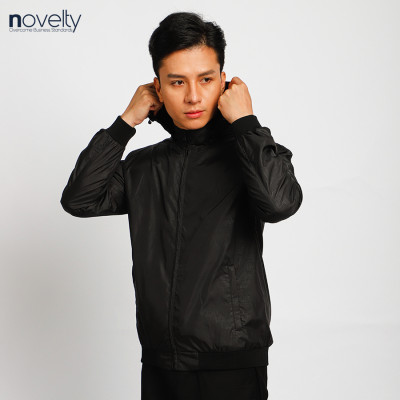 Áo jacket nam in chìm nón rời Novelty đen 2203162