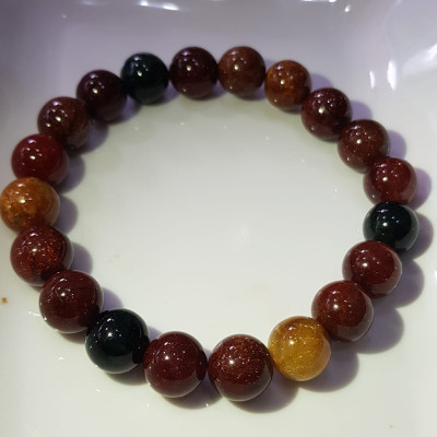 Vòng tay Nữ đá thạch anh tóc tam tài tự nhiên  Vòng vip size 10li / 10mm đậm đẹp đa sắc đậm sang trọng đẹp quyến rũ quyền lực  Ý nghĩa chiêu tài hút lộc may mắn, tài lộc tiền tài và sức khỏe món quà thật sự ý nghĩa ạ