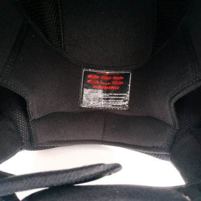 Mũ bảo hiểm fullface Sunda 2000c đen nhám tem đỏ