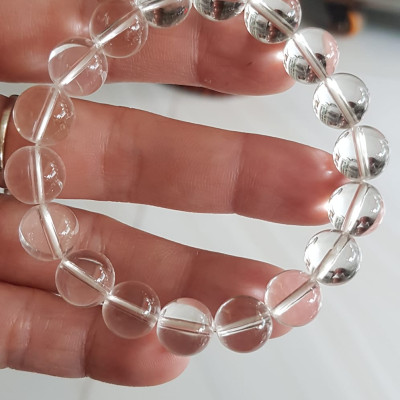 Vòng tay phong thủy may mắn đá thạch anh trắng tự nhiên rẻ đẹp Size vòng 10mm hay 10li chuẩn hợp Nữ mệnh kim mệnh Thủy Đá thạch anh trắng tự nhiên đeo tốt sức khỏe, tim mạch, may mắn thuận lợi công việc cuộc sống ạ