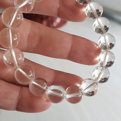 Vòng tay phong thủy may mắn đá thạch anh trắng tự nhiên rẻ đẹp Size vòng 10mm hay 10li chuẩn hợp Nữ mệnh kim mệnh Thủy Đá thạch anh trắng tự nhiên đeo tốt sức khỏe, tim mạch, may mắn thuận lợi công việc cuộc sống ạ