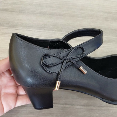 Giày cao gót nữ đẹp đế vuông 5 phân hàng hiệu rosata màu đen đỏ kem ro330