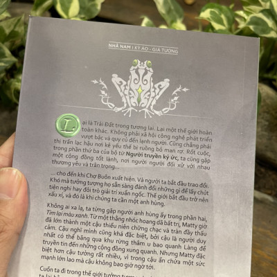 NGƯỜI TRUYỀN TIN (PHẦN THỨ BA CỦA NGƯỜI TRUYỀN KÝ ỨC) – Lois Lowry - Linh M. Nguyễn dịch - Nhã Nam -NXB Hội Nhà Văn