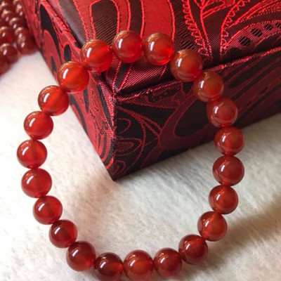 Vòng Tay ĐÁ MÃ NÃO ĐỎ TƯƠI SÁNG ĐẸP SIZE 8MM MAY MẮN NỮ MẠNG HỎA MẠNG THỔ ĐEO RẤT HỢP TỐT Ạ