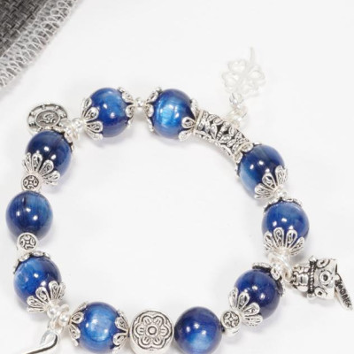 Vòng Đá Kyanite Phối Charm Nốt Nhạc Bạc Ngọc Quý Gemstones