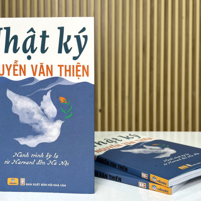 Sách - Nhật Ký Nguyễn Văn Thiện - Hành Trình Kỳ Lạ Từ Harvard Đến Hà Nội - ndbooks