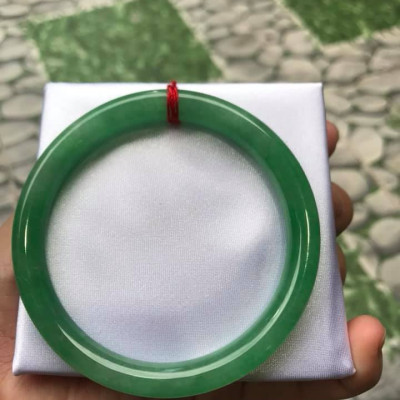 Vòng Cẩm Thạch Xanh Lý Đẹp 59mm x 8mm  nữ mạng Mộc mạng Hỏa  57kg - 69kg đeo ạ