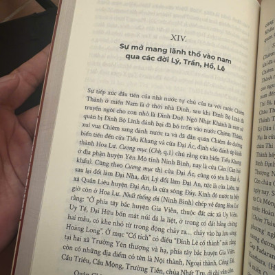 (Tái bản 2025)  ĐẤT NƯỚC VIỆT NAM QUA CÁC ĐỜI - Nghiên cứu địa lý học lịch sử Việt Nam – Omega Plus