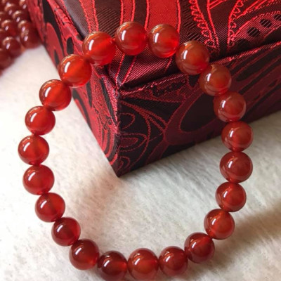 Vòng Tay ĐÁ MÃ NÃO ĐỎ TƯƠI SÁNG ĐẸP SIZE 8MM MAY MẮN NỮ MẠNG HỎA MẠNG THỔ ĐEO RẤT HỢP TỐT Ạ