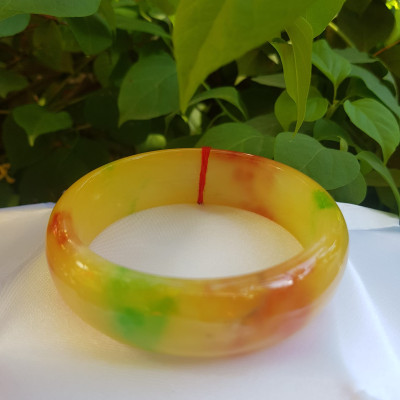 Vòng Đá Cẩm Thạch Bản Hẹ Vàng Anh Đỏ Xanh 62 bóng đẹp  Size vòng 62mm x Cao 19mm x Dầy 8mm  Nam mệnh Kim mệnh Thổ 69kg - 80kg đeo ạ