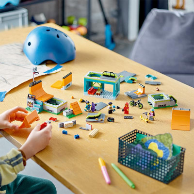 Đồ Chơi Lắp Ráp Công Viên Trượt Ván Lego City 60364 (454 chi tiết)
