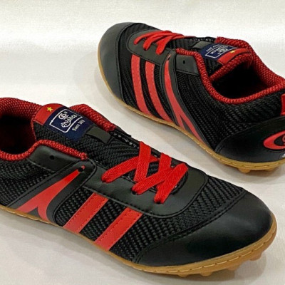 GIÀY ĐÁ BÓNG SÂN CỎ NHÂN TẠO 094C ĐEN ĐỎ