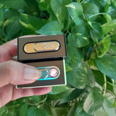 1 BAO ĐỰNG THUỘC KIÊM LUÔN BẬT LỬA ĐIỆN HỘP QUẸT ĐIỆN SANG TRỌNG ĐẸP